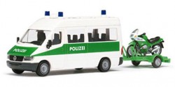 Mercedes Benz Sprinter Polizei mit Motorrad